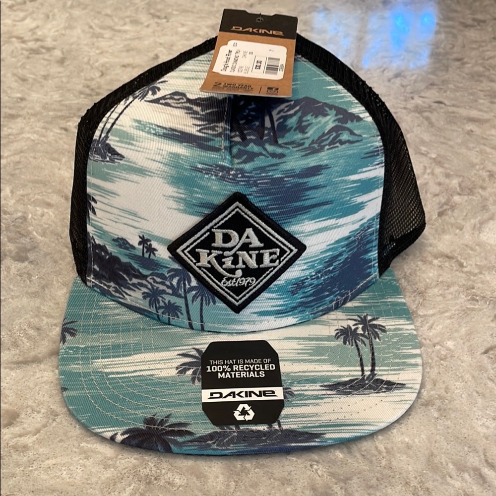 NWT Dakine Blue and Black Trucker Hat
